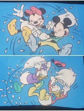 Mickey Minnie Donald Daisy Duck Blue Vintage 1990s Pillow Case Disney 20" x 30"